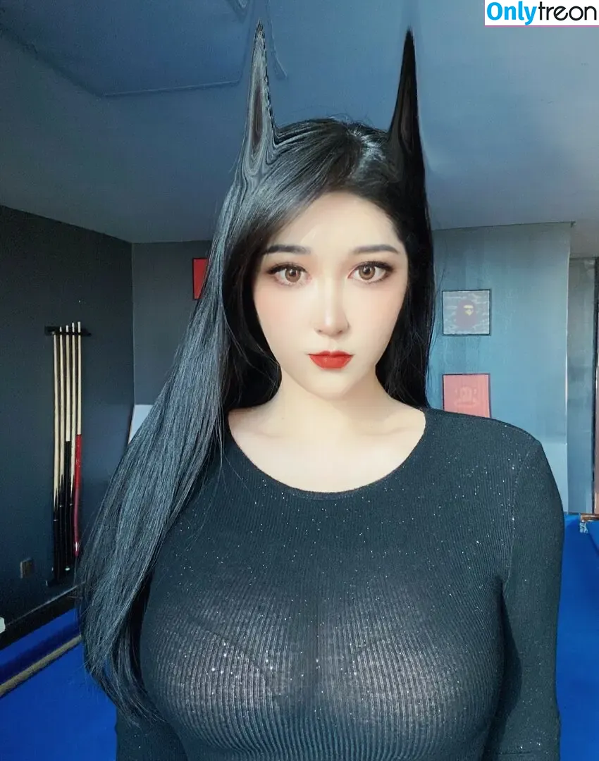 是120斤的小王同学 nude photo #0104 (是120斤的小王同学)