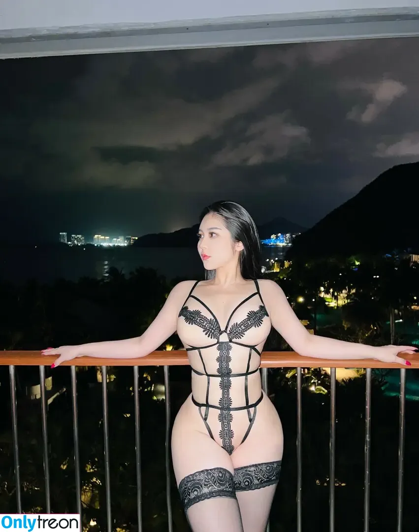 是120斤的小王同学 nude photo #0167 (是120斤的小王同学)
