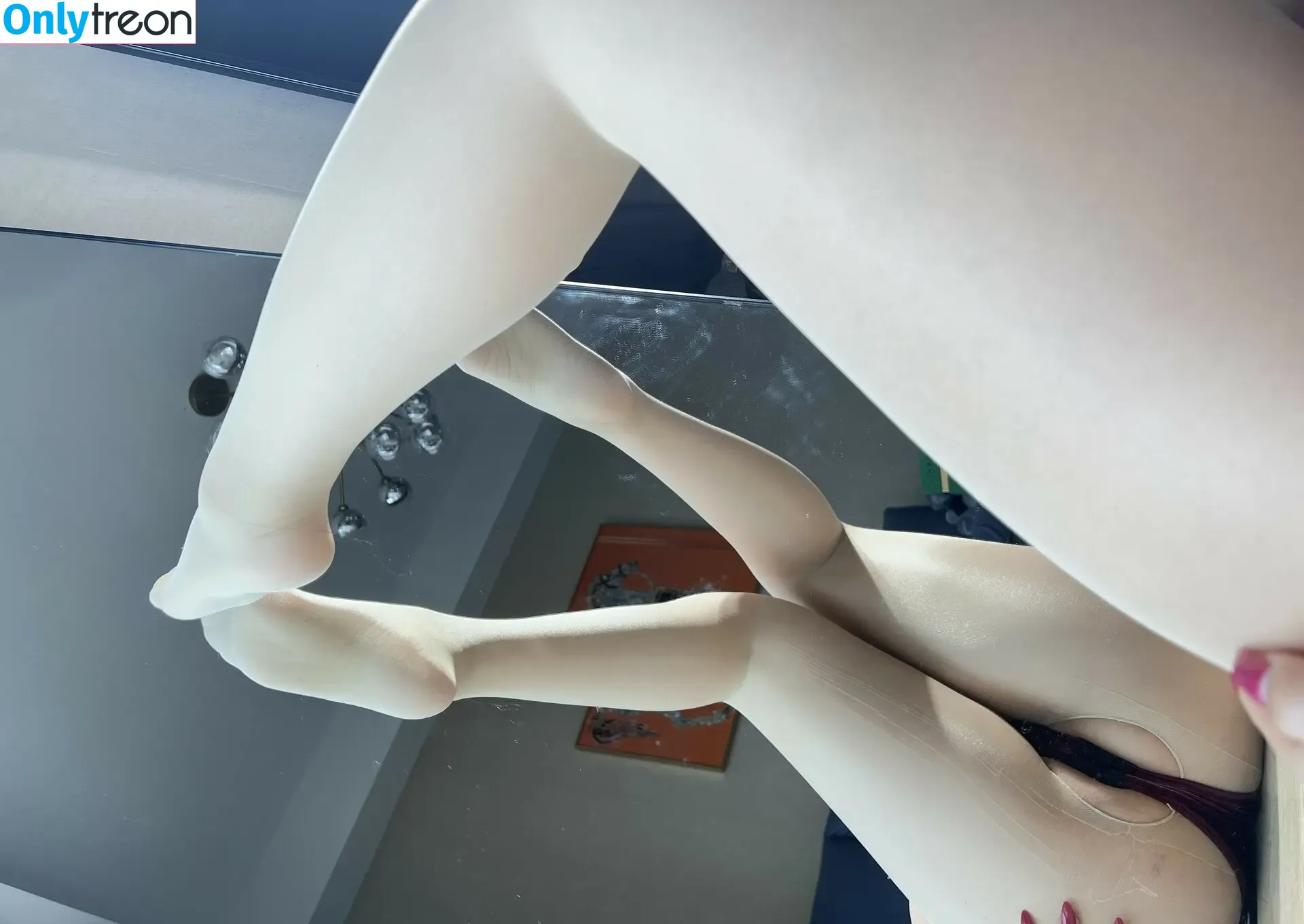 是120斤的小王同学 nude photo #0175 (是120斤的小王同学)