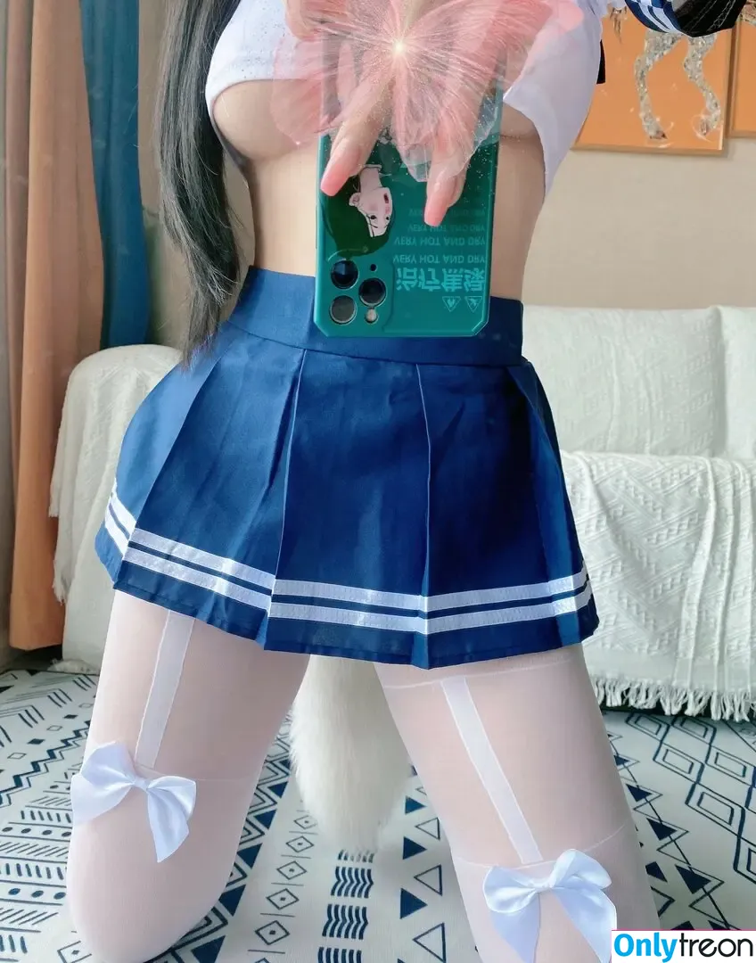 是120斤的小王同学 nude photo #0391 (是120斤的小王同学)