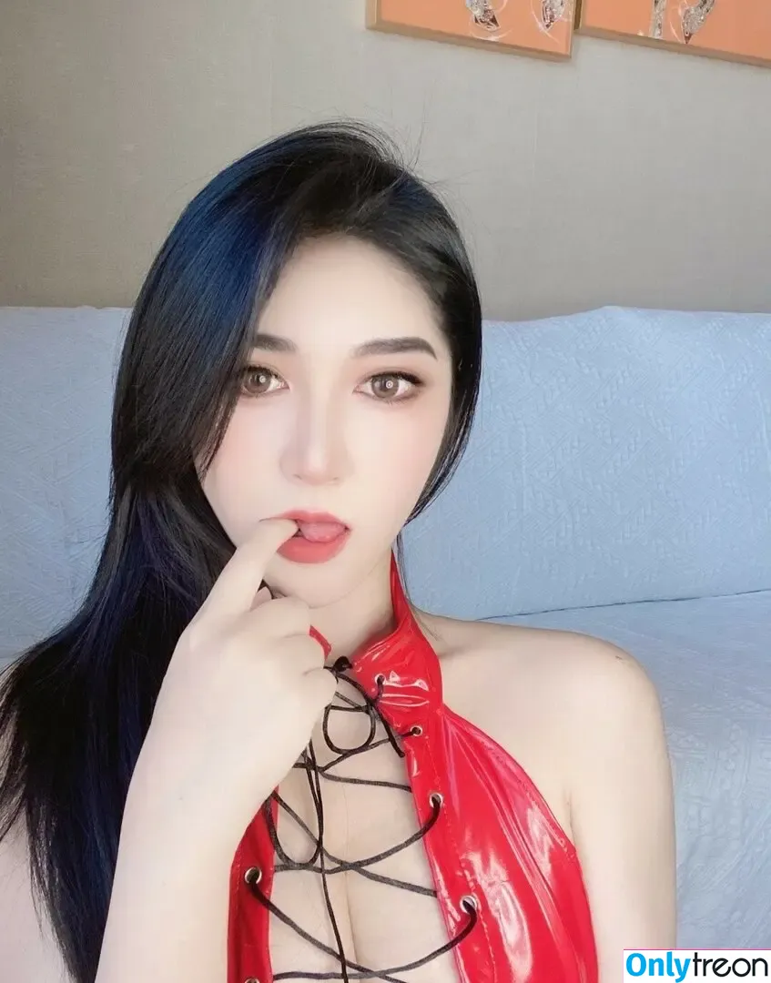 是120斤的小王同学 nude photo #0526 (是120斤的小王同学)