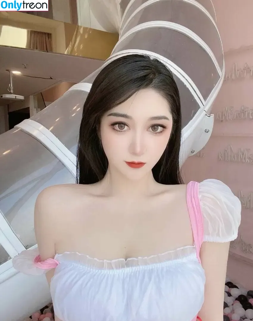 是120斤的小王同学 nude photo #0657 (是120斤的小王同学)