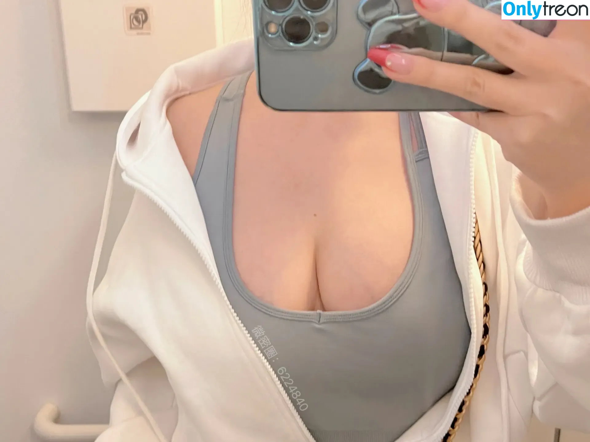 是120斤的小王同学 nude photo #0788 (是120斤的小王同学)