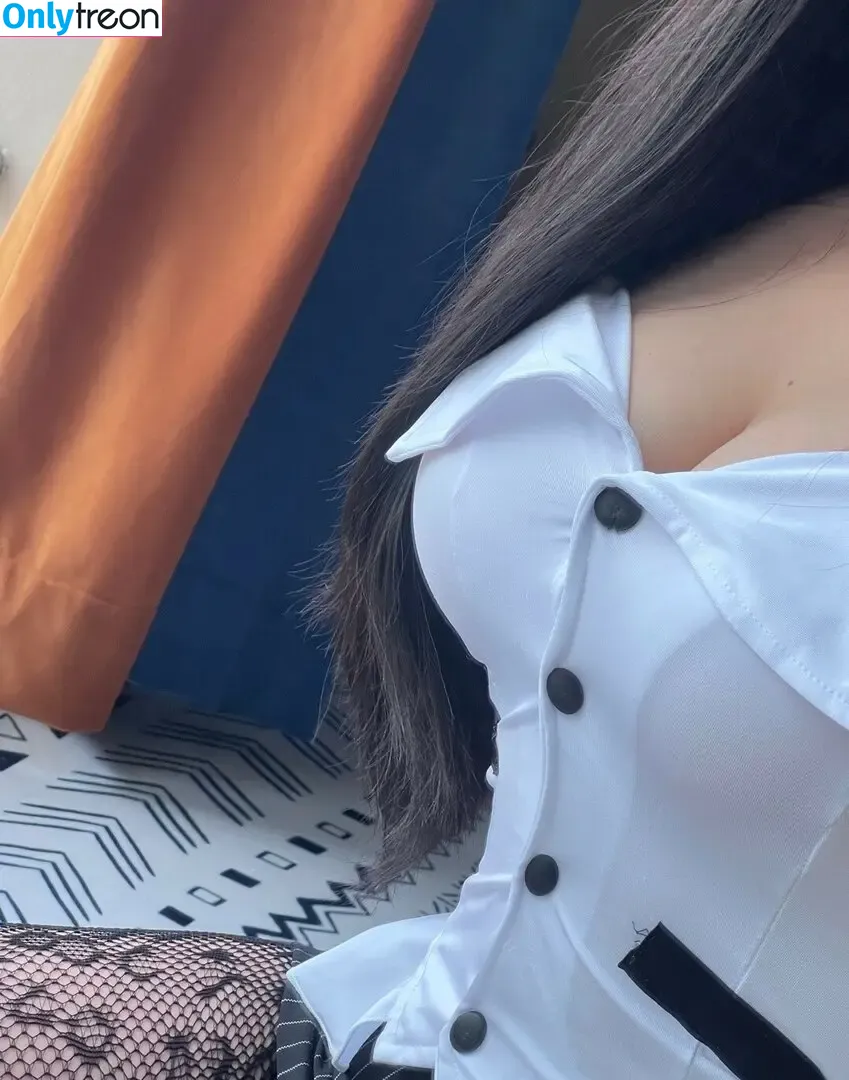 是120斤的小王同学 nude photo #0836 (是120斤的小王同学)