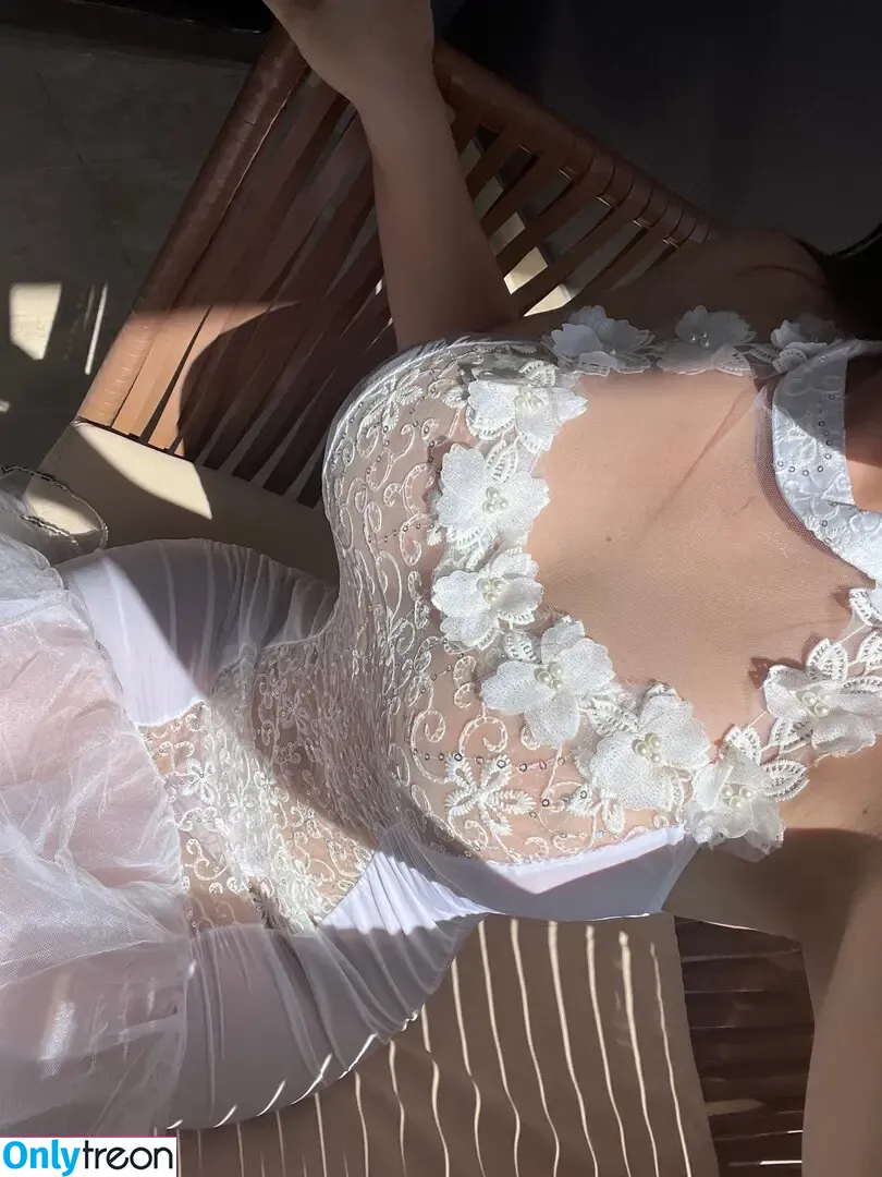 是120斤的小王同学 nude photo #1025 (是120斤的小王同学)