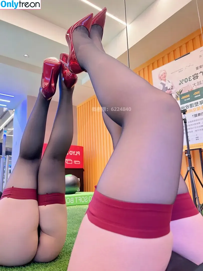 是120斤的小王同学 nude photo #1365 (是120斤的小王同学)