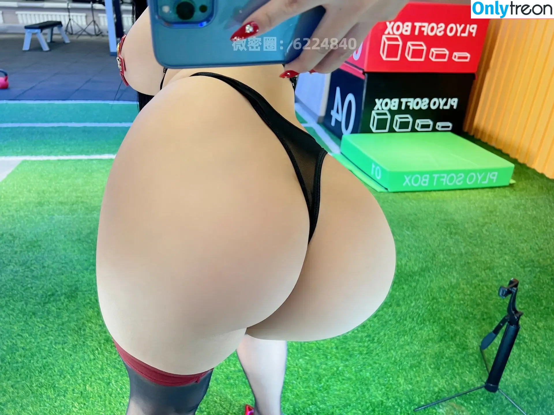 是120斤的小王同学 nude photo #1380 (是120斤的小王同学)