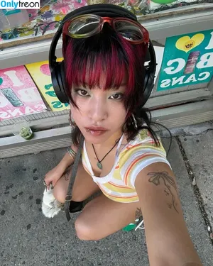 14strk / Elle Hioe / itselleokay nude photo #0009