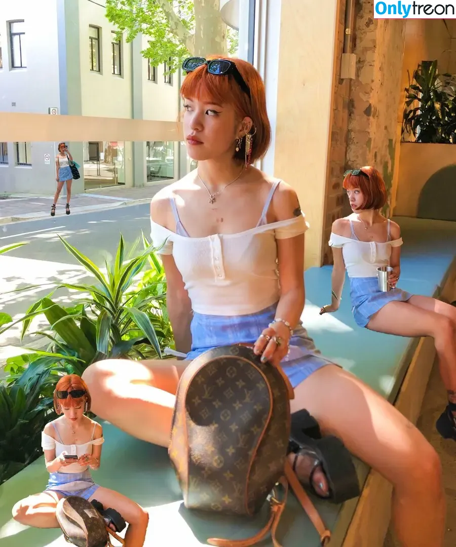 14strk nude photo #0002 (Elle Hioe / itselleokay)