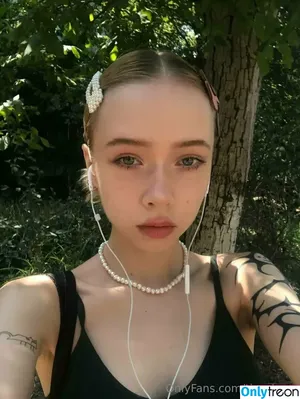  nude photo #0011