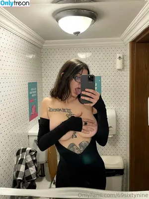 69sixtynine / 6ix9ine nude photo #0027