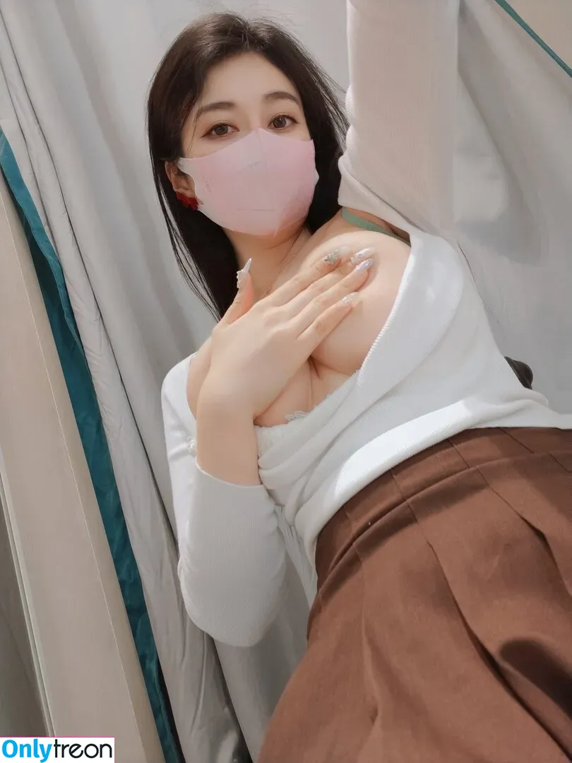 baiyin811 nude photo #0114 (81silver811 / baiyin81 / silver81_ / silver881 / 白银81)