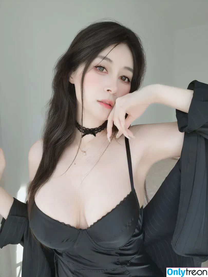 baiyin811 nude photo #0479 (81silver811 / baiyin81 / silver81_ / silver881 / 白银81)