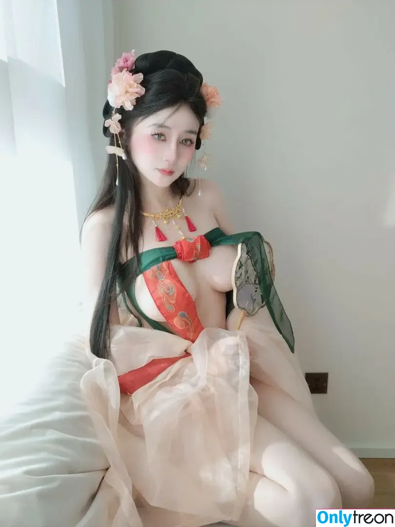 baiyin811 nude photo #0901 (81silver811 / baiyin81 / silver81_ / silver881 / 白银81)