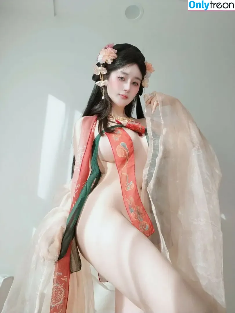 baiyin811 nude photo #0917 (81silver811 / baiyin81 / silver81_ / silver881 / 白银81)