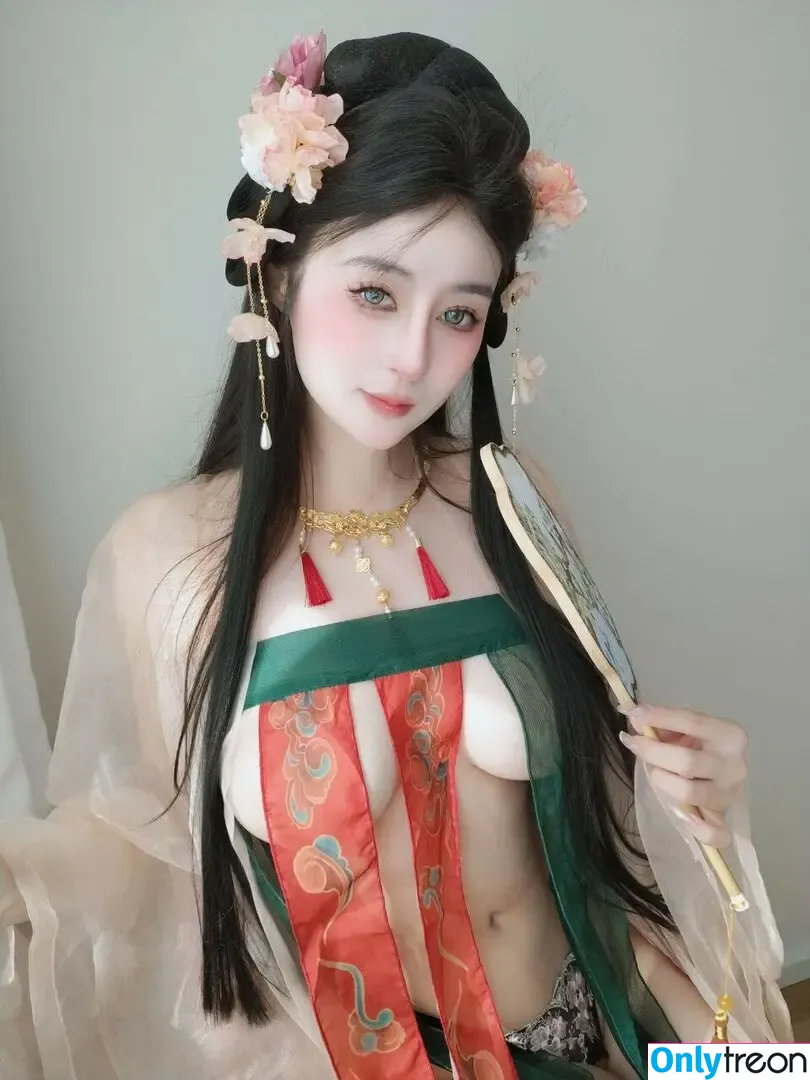 baiyin811 nude photo #0921 (81silver811 / baiyin81 / silver81_ / silver881 / 白银81)