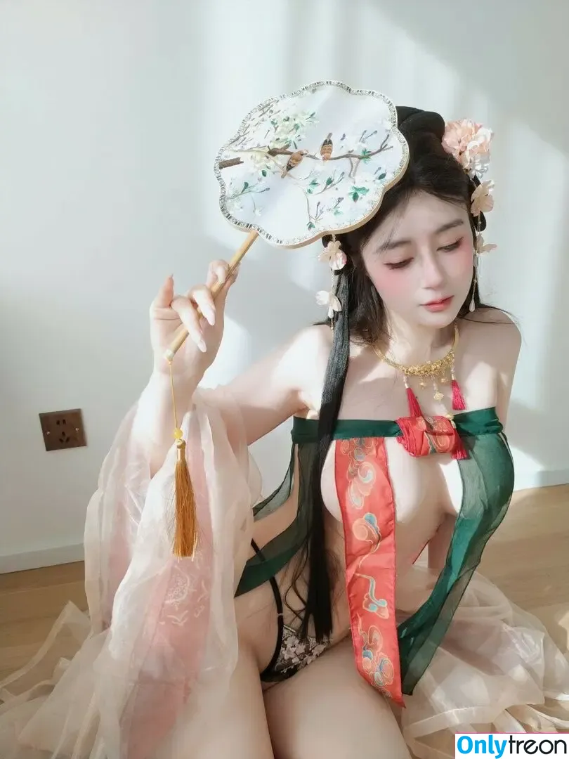 baiyin811 nude photo #0929 (81silver811 / baiyin81 / silver81_ / silver881 / 白银81)