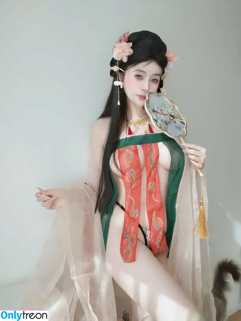 baiyin811 nude photo #0945 (81silver811 / baiyin81 / silver81_ / silver881 / 白银81)