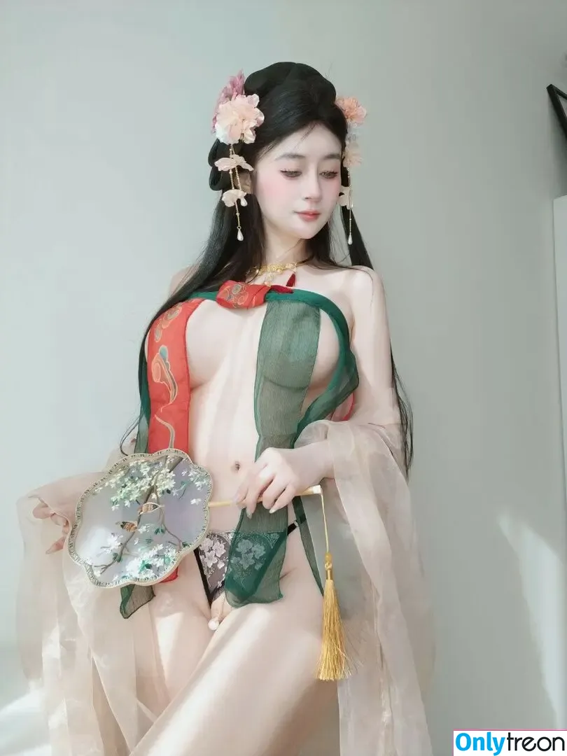 baiyin811 nude photo #0949 (81silver811 / baiyin81 / silver81_ / silver881 / 白银81)