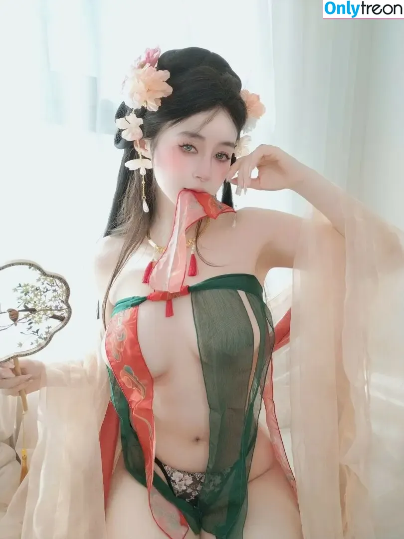 baiyin811 nude photo #0951 (81silver811 / baiyin81 / silver81_ / silver881 / 白银81)