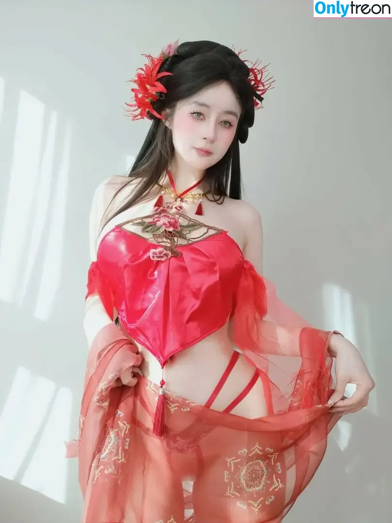 baiyin811 nude photo #1125 (81silver811 / baiyin81 / silver81_ / silver881 / 白银81)