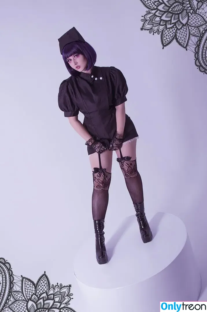 4iipainters_cosplay nude photo #0184 (4iipainters_cosplay)
