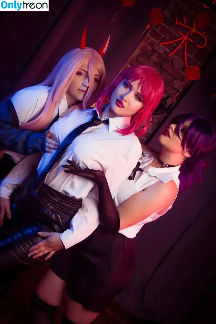 4iipainters_cosplay nude photo #0193 (4iipainters_cosplay)