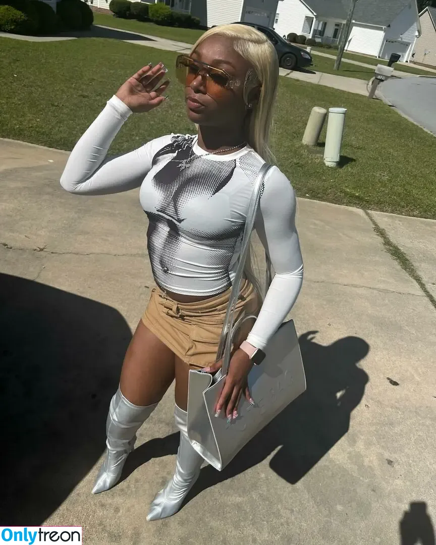 0nlyniaa nude photo #0001 (0nlyniaa2.0 / diorrthebody)
