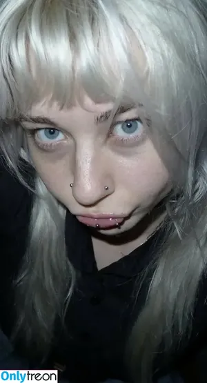6nattynat9 / 6natttynay9 / tatievans nude photo #0033