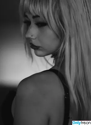 6nattynat9 / 6natttynay9 / tatievans nude photo #0034