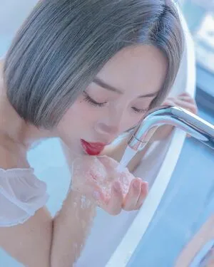 2xzxzxz2 / Soi nude photo #0031