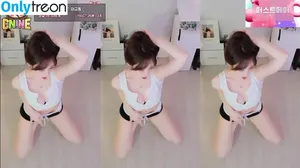 6yoon2 / Bj 아윤 / ayoona nude photo #0143