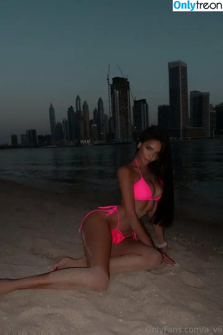 a_vii nude photo #0180 (avicii)