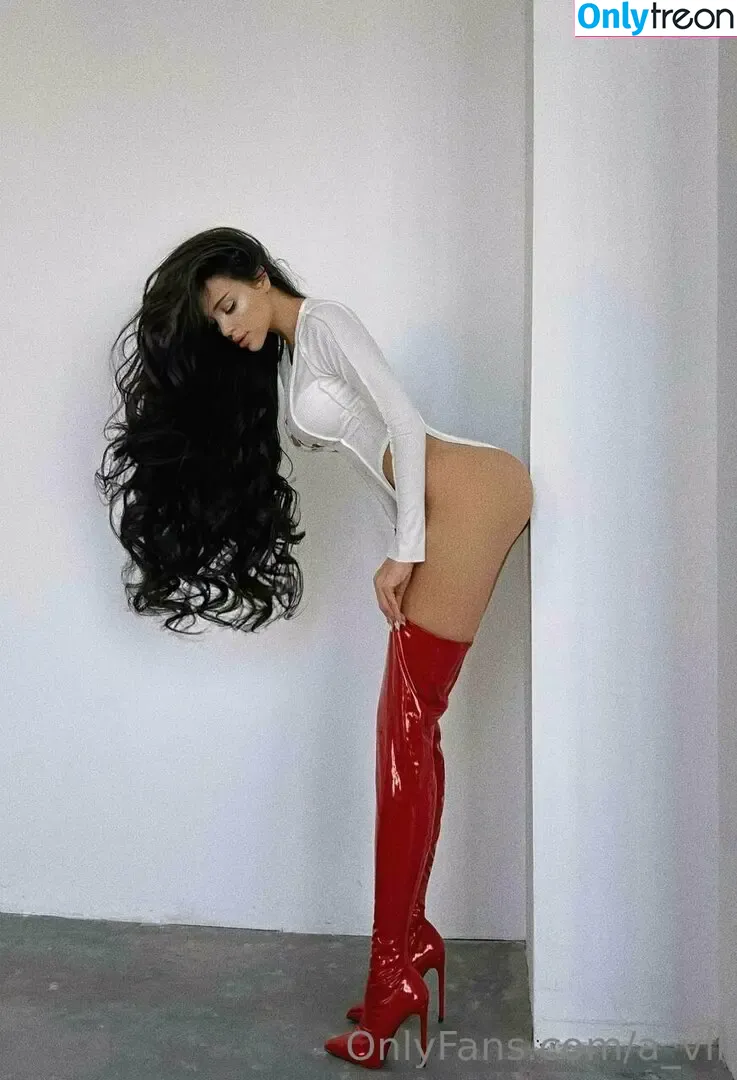 a_vii nude photo #0195 (avicii)
