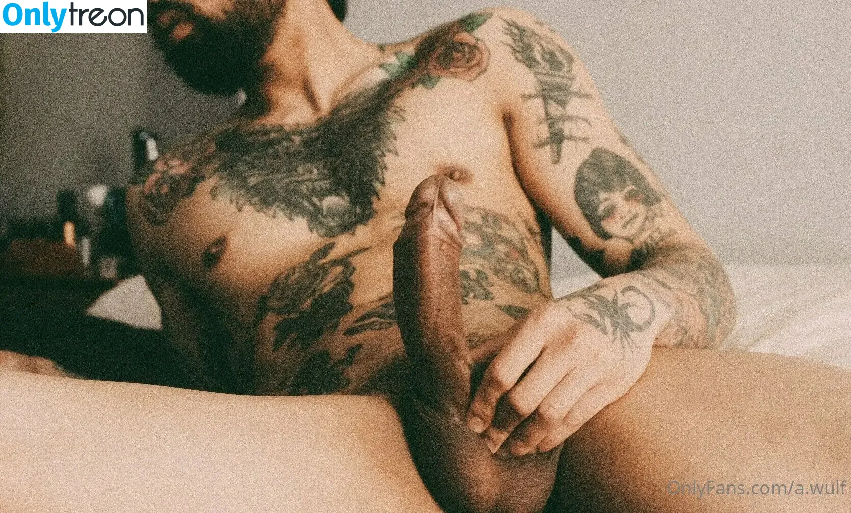 a.wulf nude photo #0002 (aswulf)