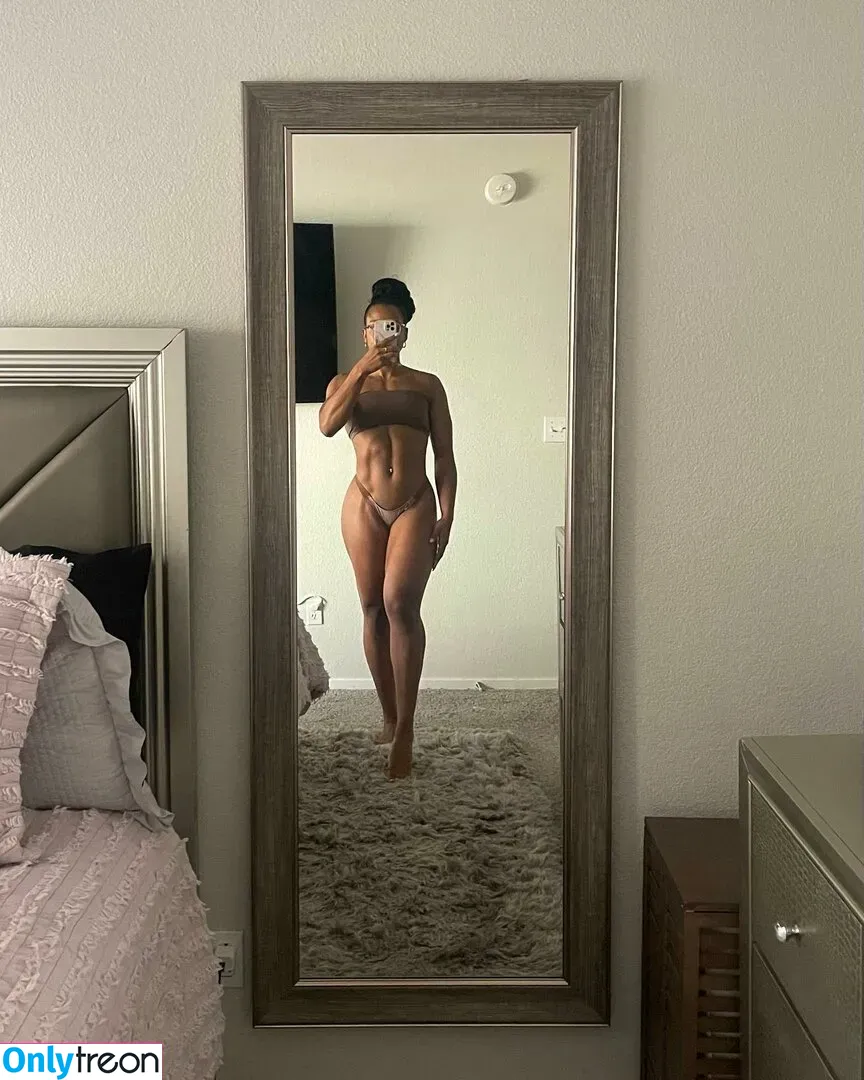 aaaaayevuh nude photo #0108 (Ava)