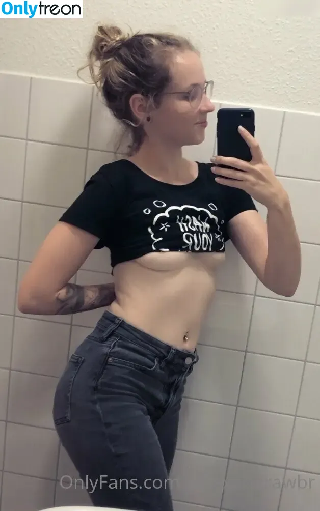 Aalexandrawbr nude photo #0032 (Aalexandrawbr)