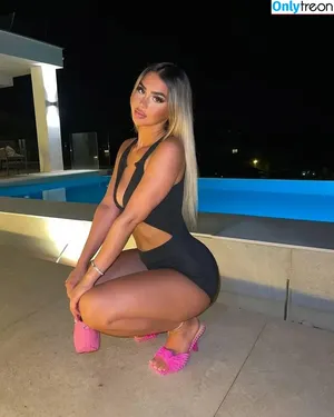 Aaliyah / aaliyahdang / aaliyahpk / aaliyahshiesty / aaliyahssofficiall nude photo #0039