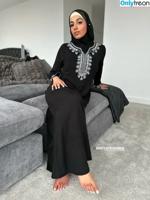 Aaliyah Yasin / _thatbritishcouple / aaliyah.yasin / thatbritishg1rl nude photo #0990