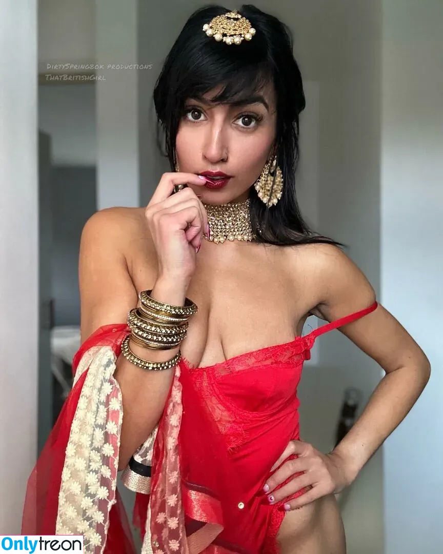 Aaliyah Yasin nude photo #0058 (_thatbritishcouple / aaliyah.yasin / thatbritishg1rl)