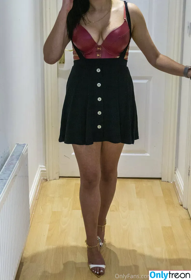 Aaliyah Yasin nude photo #0187 (_thatbritishcouple / aaliyah.yasin / thatbritishg1rl)