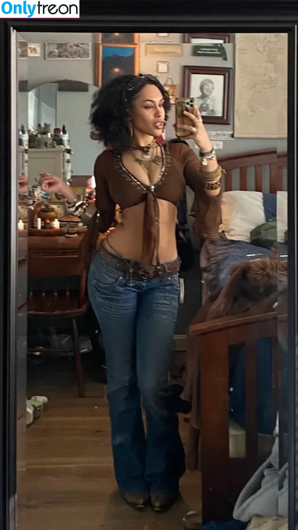 Aaliyeezy nude photo #0118 (theallierae)