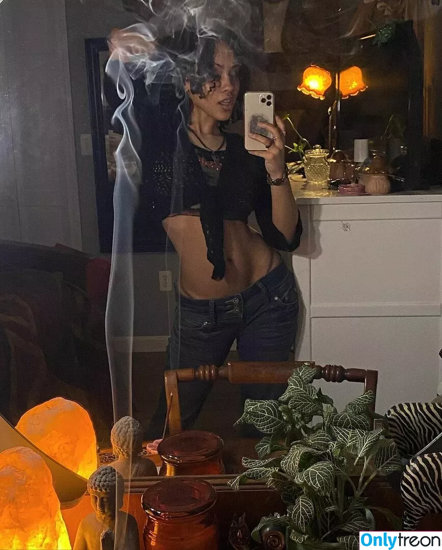 Aaliyeezy nude photo #0265 (theallierae)