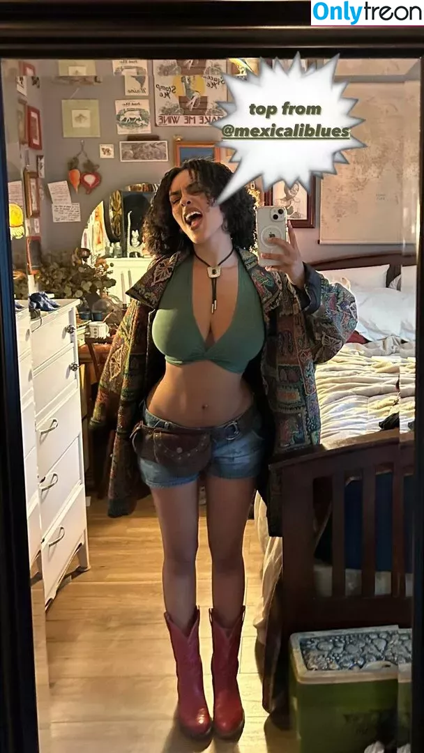 Aaliyeezy nude photo #0312 (theallierae)