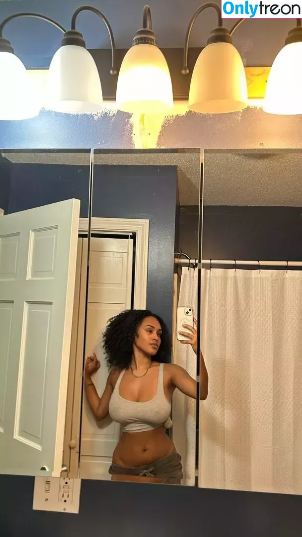 Aaliyeezy nude photo #0327 (theallierae)