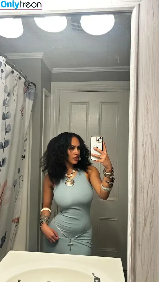 Aaliyeezy nude photo #0505 (theallierae)