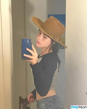 aangelarrochista / mrs_arockstar nude photo #0030