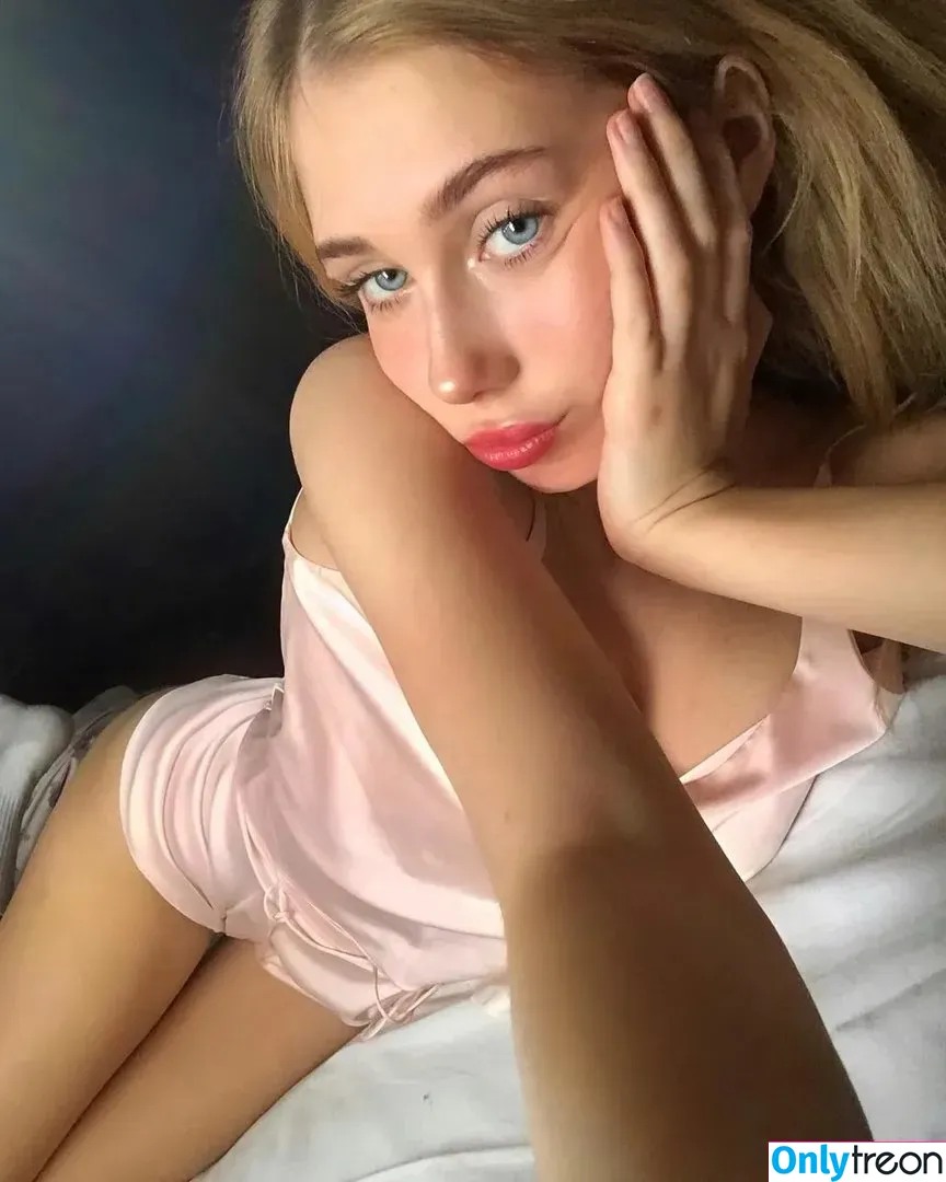 aangielss nude photo #0181 (blinok / vot_blin.ok)