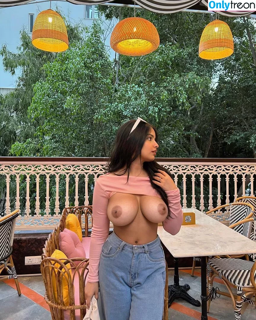 Aarushi Abrol nude photo #0041 (aarushi.abrol)