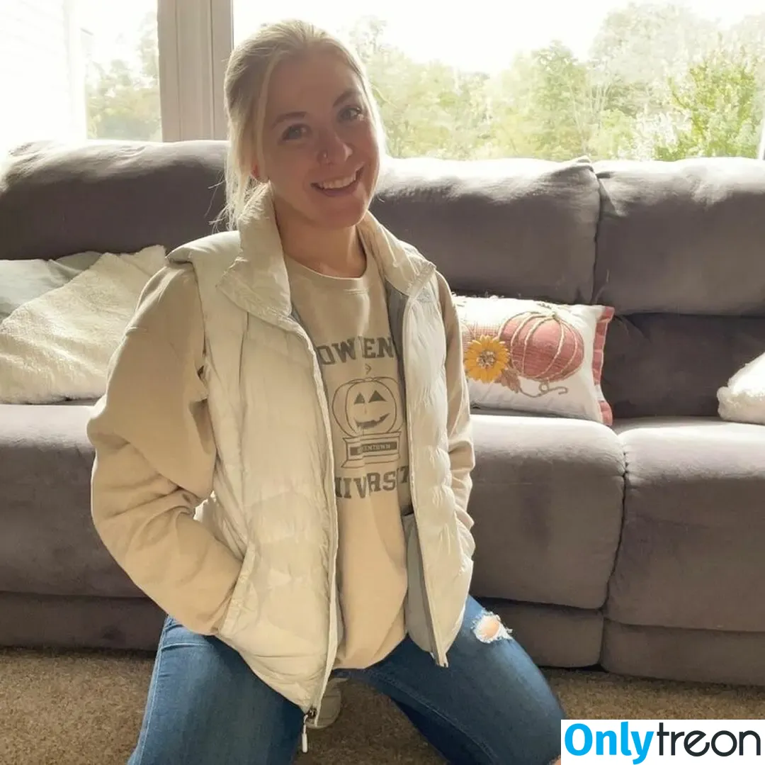 aautumn_blondie nude photo #0002 (a_rogs_0922)
